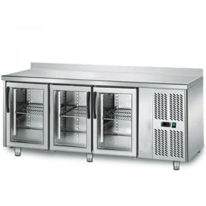 Table réfrigérée 700 vitrée / 3 portes adossées