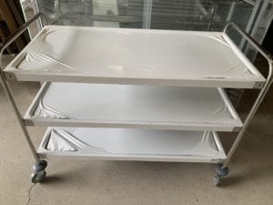 Chariot de service 1200mm /3 plateaux