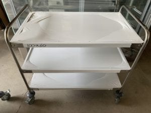 Chariot de service 1000mm /3 plateaux prof.600mm