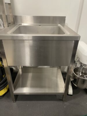 Table de rinçage 600mm 1 évier prof.600