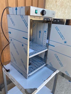 Chauffe-assiettes      60 assiettes