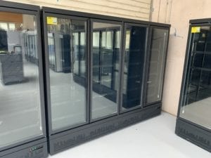 REFRIGERATEUR 4 PORTES EN VERRE NOIR POUR EPICERIE
