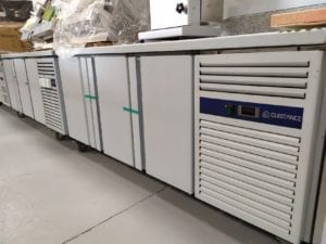 TABLE POSITIVE CENTRALE 400 LITRES 3 PORTES